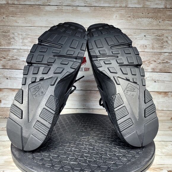 Nike Air Huarache Women's Size 9 Triple Black Athletic Shoes - Picture 7 of 12